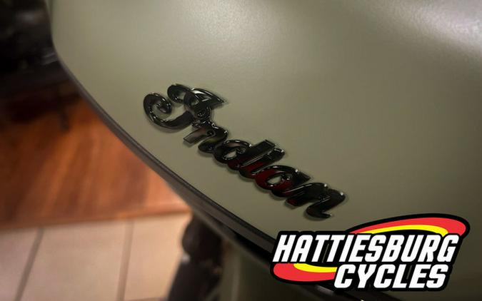 2025 Indian Challenger Dark Horse 112 Moss Green Smoke