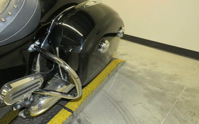 2018 Indian Motorcycle® Springfield® ABS Thunder Black