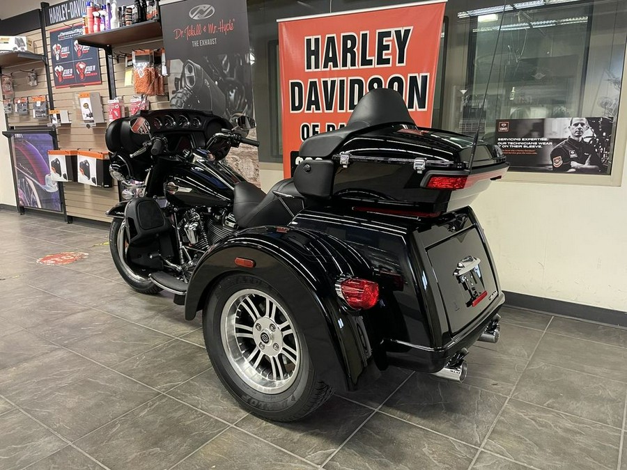 2024 Harley-Davidson® FLHTCUTG - Tri Glide® Ultra