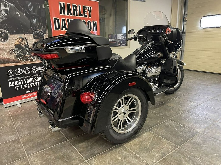 2024 Harley-Davidson® FLHTCUTG - Tri Glide® Ultra