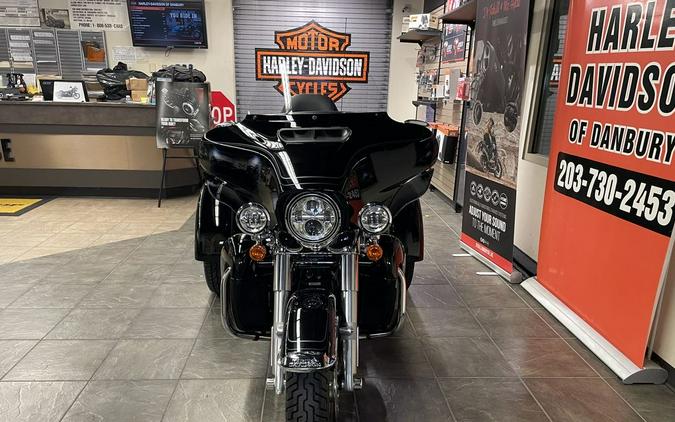 2024 Harley-Davidson® FLHTCUTG - Tri Glide® Ultra