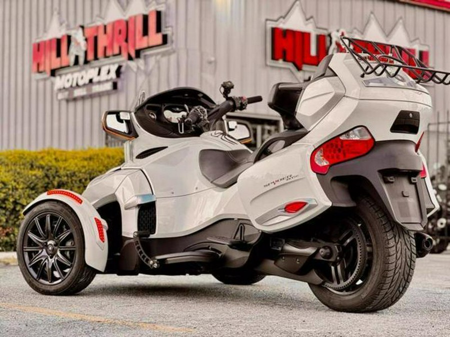 2014 Can-Am® Spyder® RT-S SM6