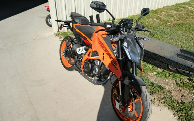 New 2025 KTM 390 DUKE