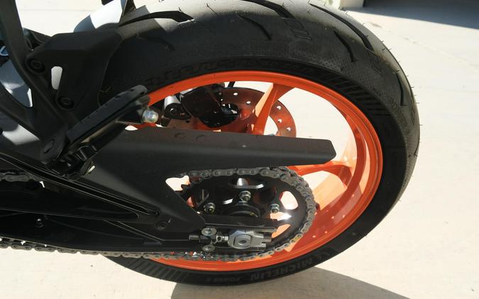 2025 KTM 390 DUKE