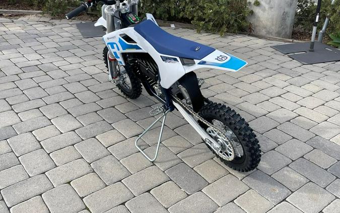 2024 Husqvarna® EE 5