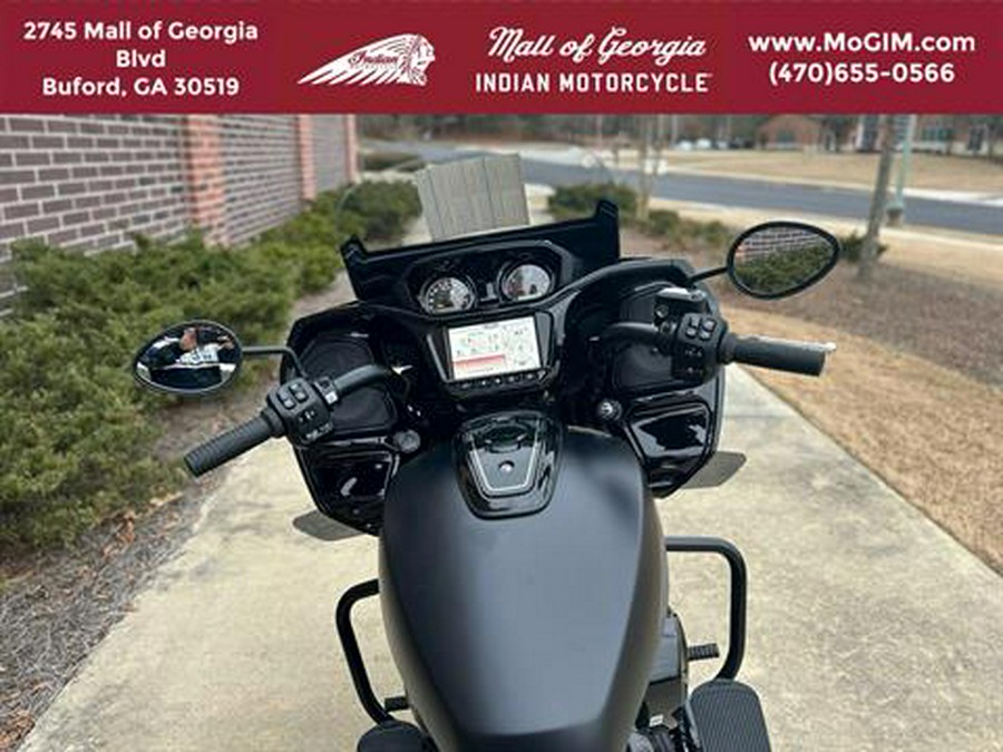 2024 Indian Motorcycle Challenger® Dark Horse®