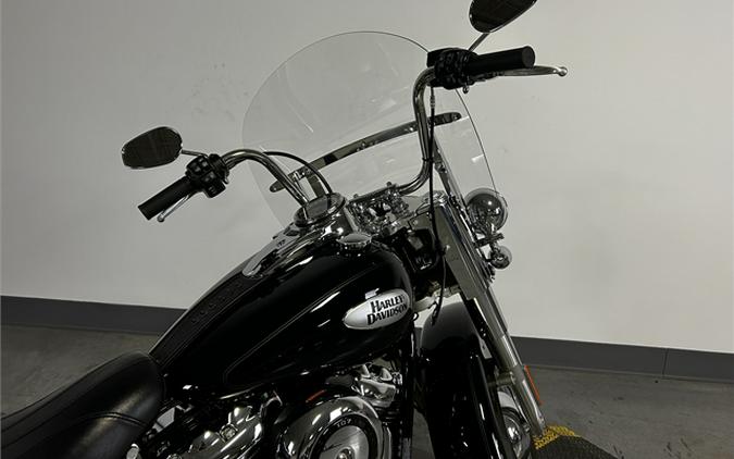 2021 Harley-Davidson FLHC