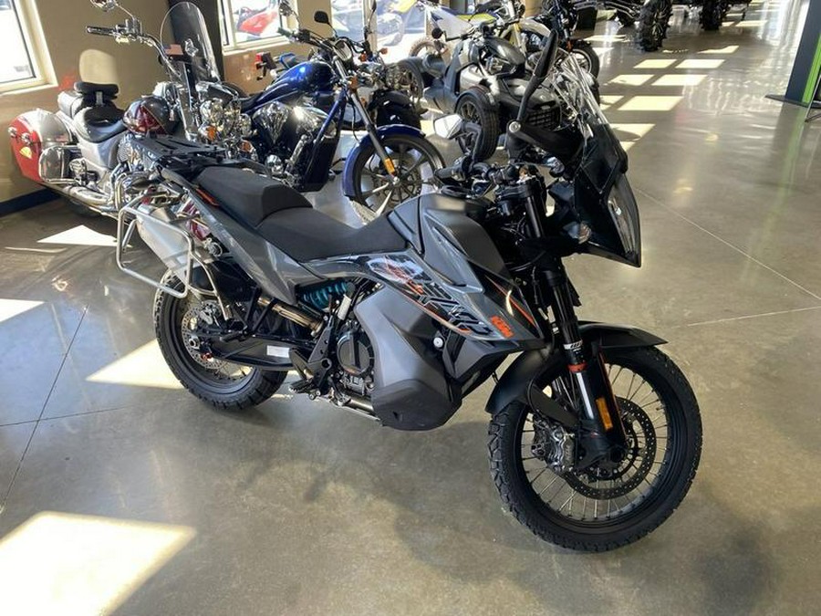 2021 KTM 890 Adventure