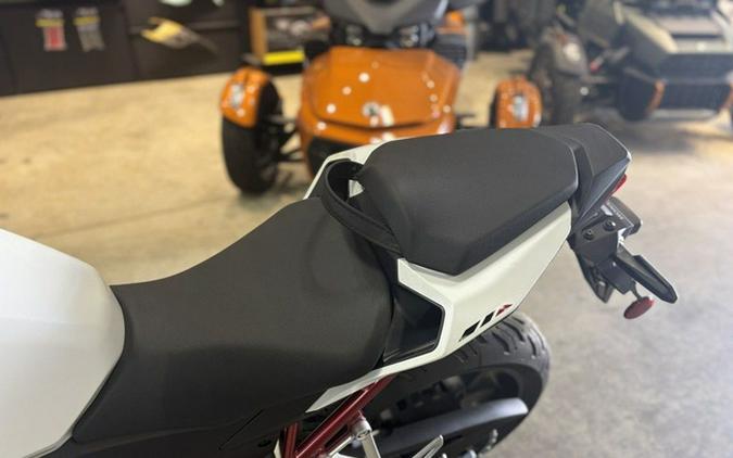 2025 Honda CB750 Hornet