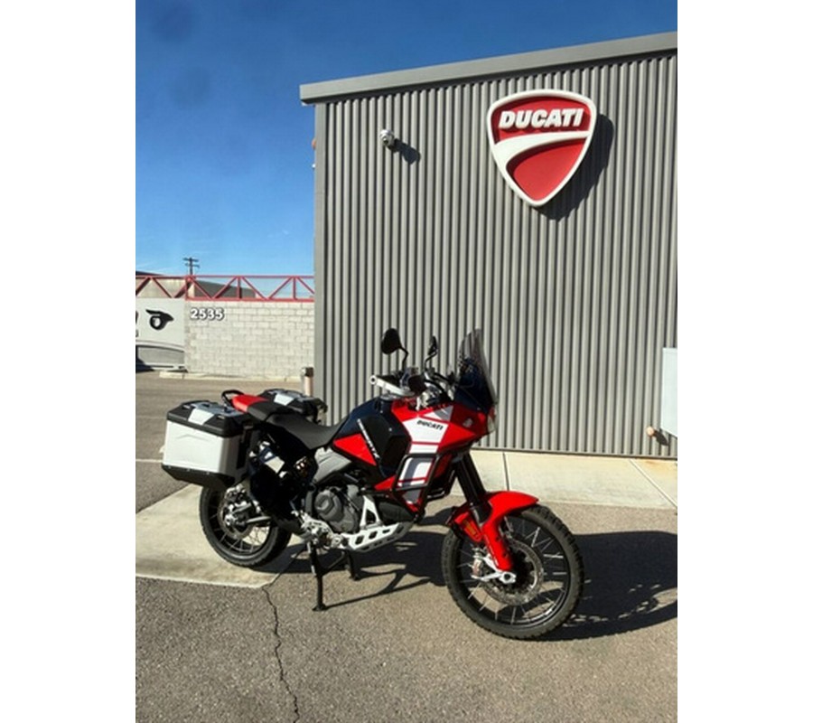 2025 Ducati DesertX Discovery