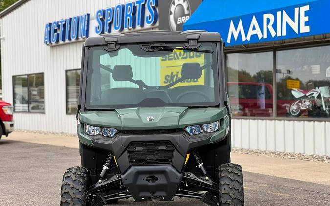 2024 Can-Am Defender DPS CAB HD9