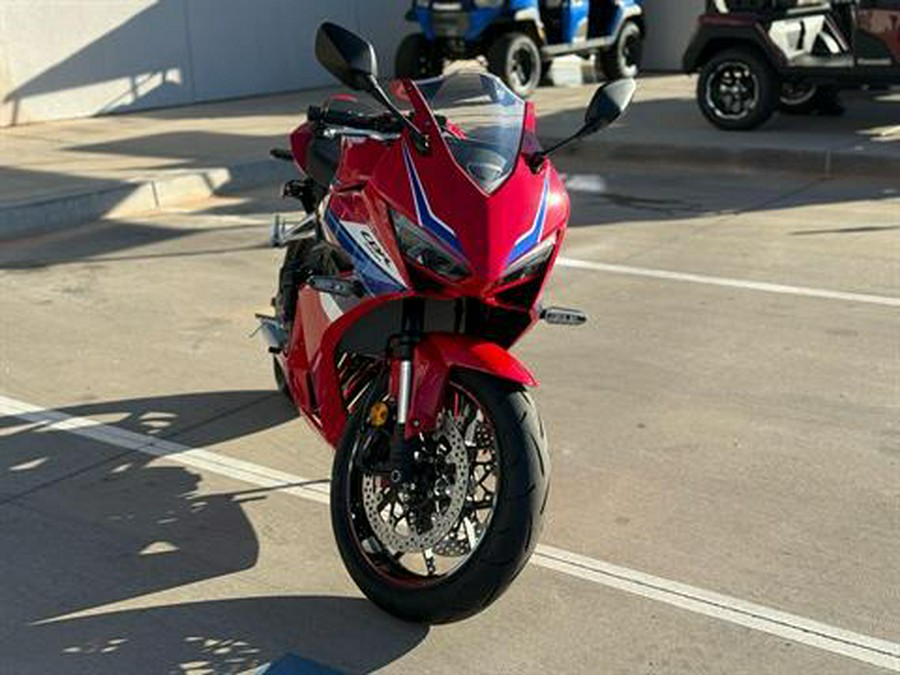 2025 Honda CBR650R E-Clutch