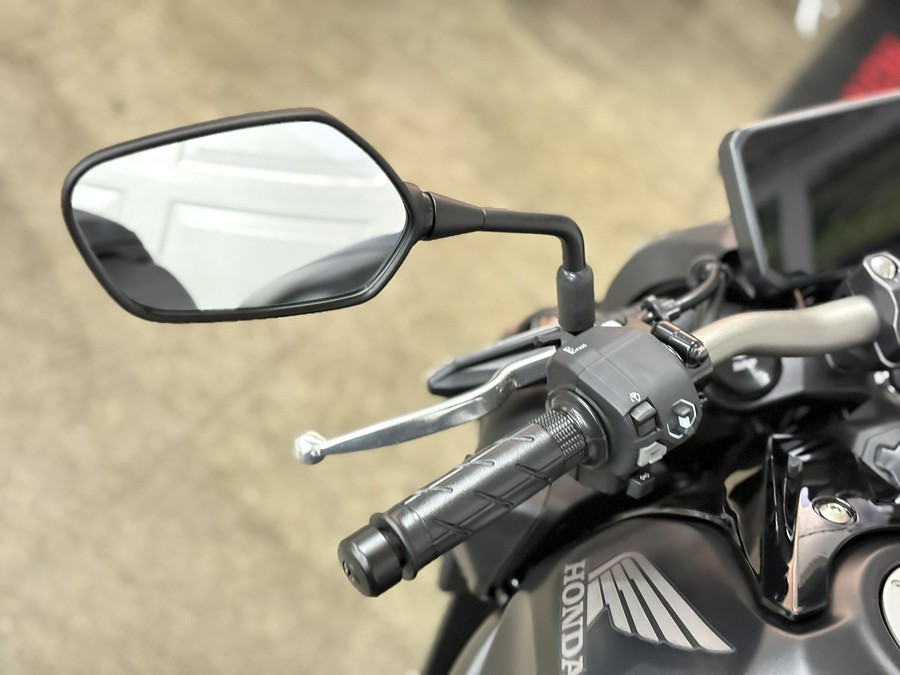 2026 Honda CB650R E-Clutch