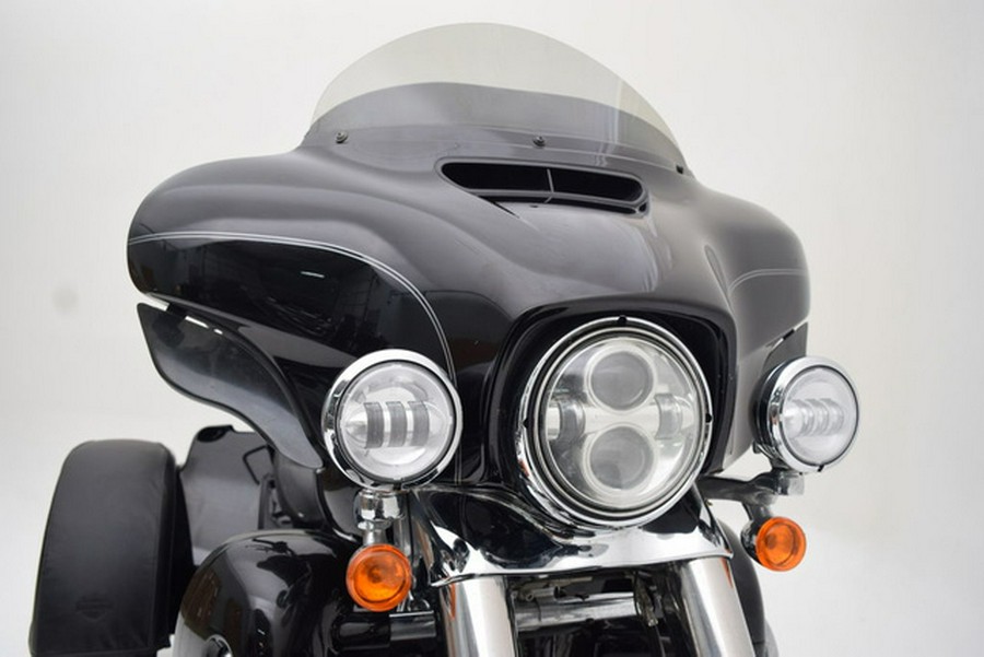 2014 Harley-Davidson FLHTCUTG - Tri Glide Ultra