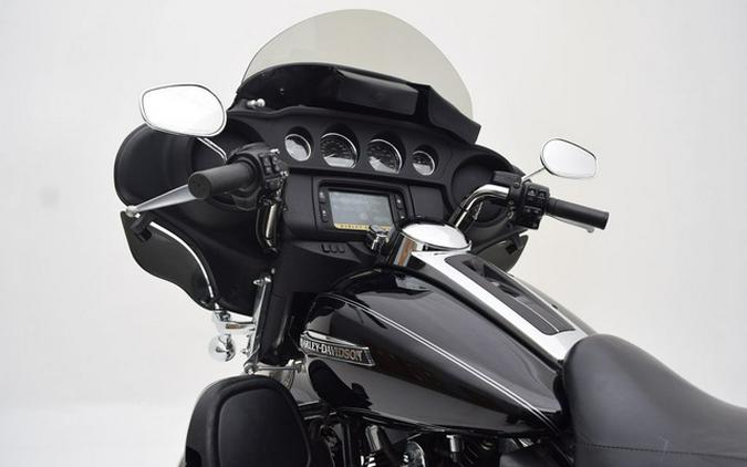 2014 Harley-Davidson FLHTCUTG - Tri Glide Ultra