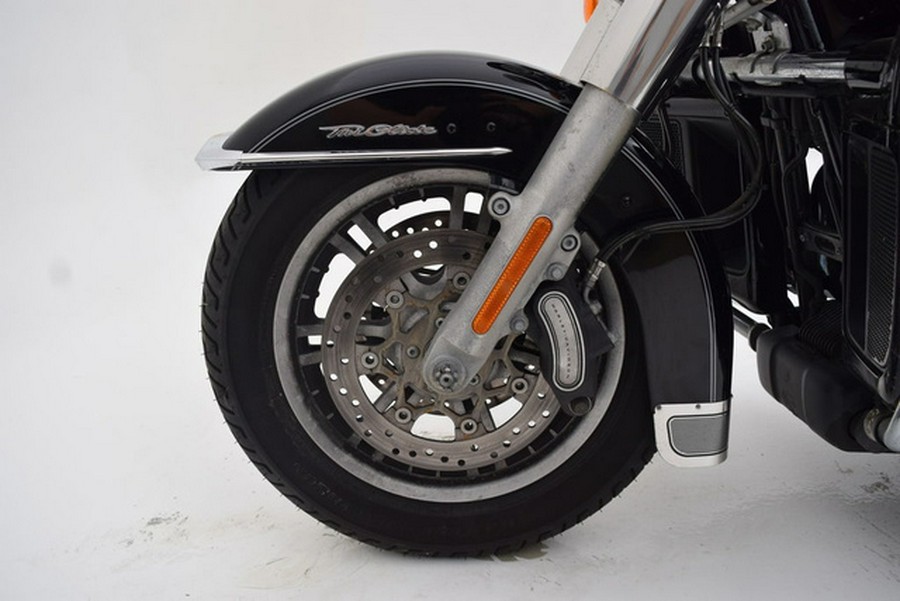 2014 Harley-Davidson FLHTCUTG - Tri Glide Ultra