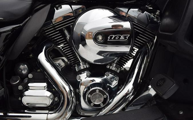 2014 Harley-Davidson FLHTCUTG - Tri Glide Ultra