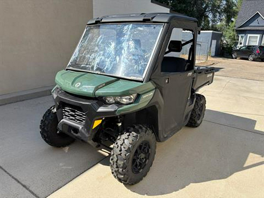 2023 Can-Am Defender DPS HD7