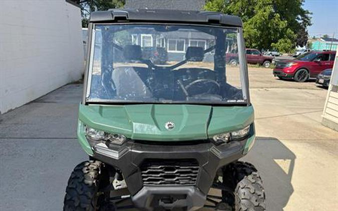 2023 Can-Am Defender DPS HD7