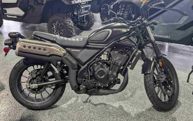 2026 Honda SCL500 Matte Black Metallic - 300005