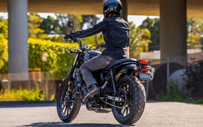 2026 Honda SCL500 Matte Black Metallic - 300005