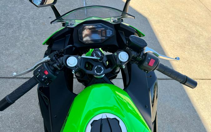 2024 Kawasaki Ninja 500 KRT Edition