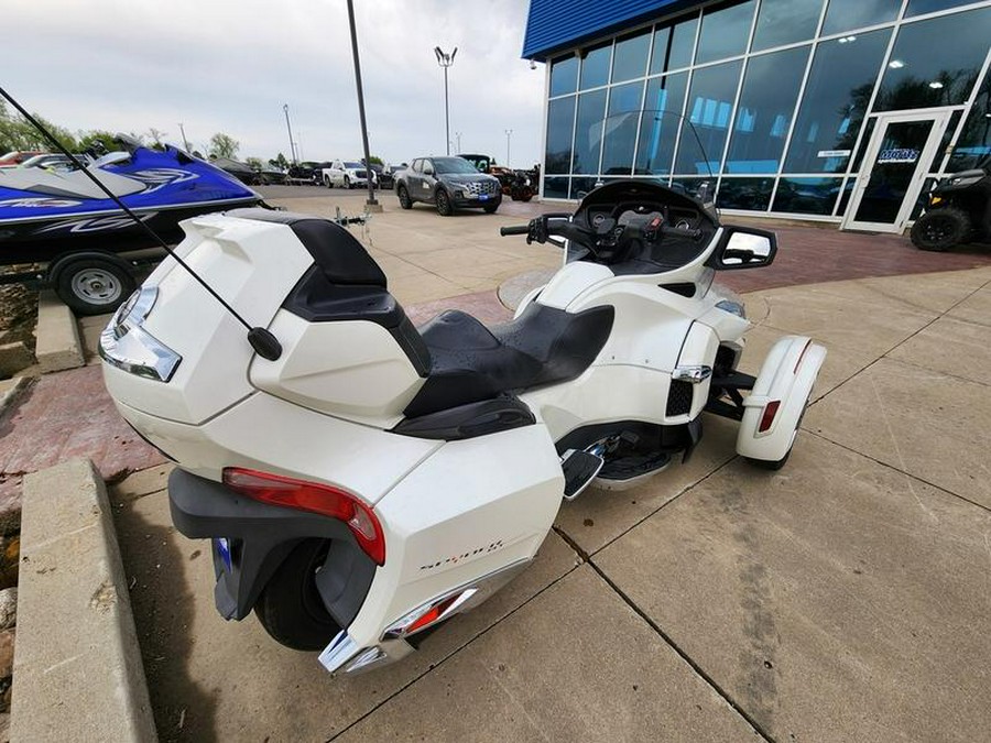 2014 Can-Am® Spyder RT Limited Platine Wheels