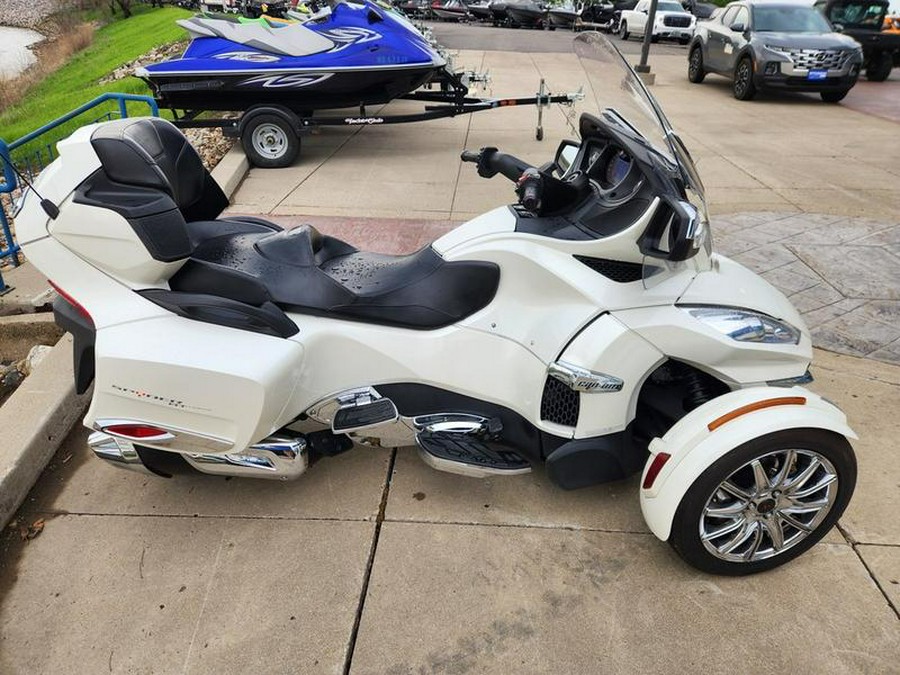 2014 Can-Am® Spyder RT Limited Platine Wheels