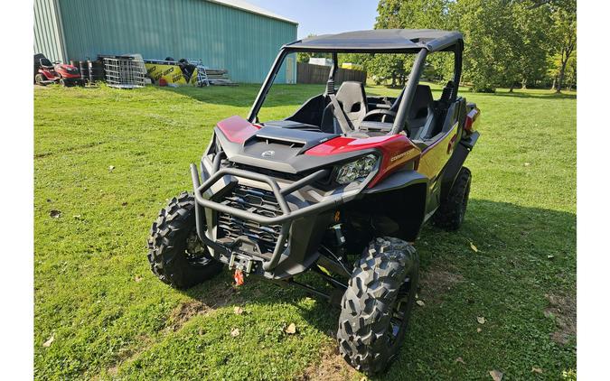 2025 Can-Am COMMANDER XT 700