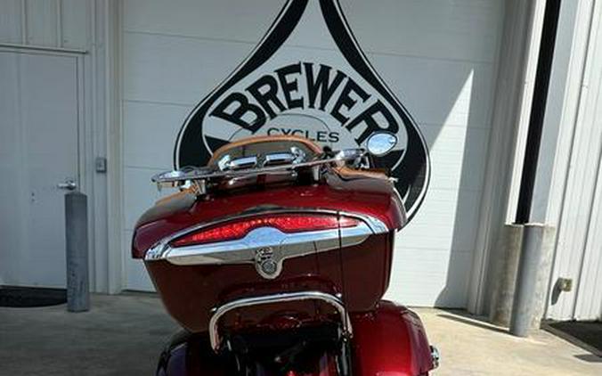 2020 Indian Motorcycle® Roadmaster® Burgundy Metallic