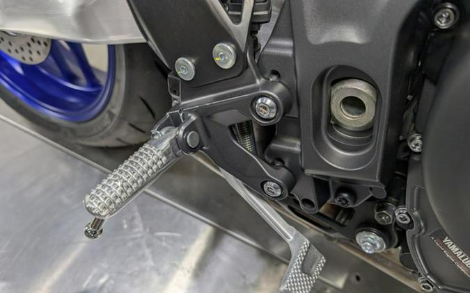 2025 Yamaha MT 09 SP