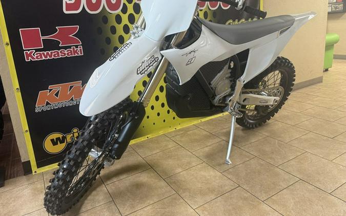 2025 Stark VARG Alpha 18"_80HP