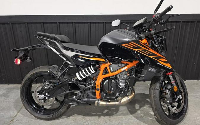 2026 KTM Duke 390