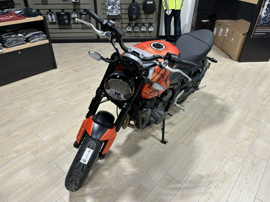 2023 Triumph Trident 660 Matte Baja Orange / Matte Storm Grey