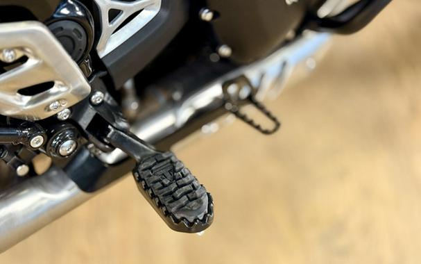 2025 Triumph Scrambler 400 X