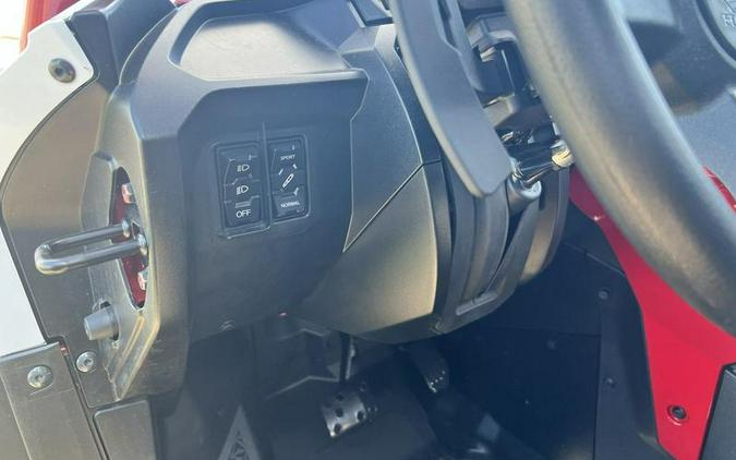 2026 Honda® Talon 1000R-4 FOX Live Valve