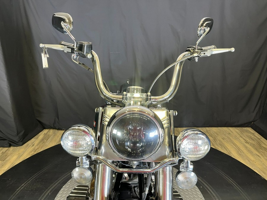 2005 Harley-Davidson FLSTC/FLSTCI Heritage Softail® Classic