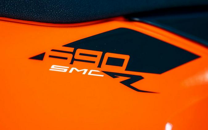 2026 KTM SMC 690 R