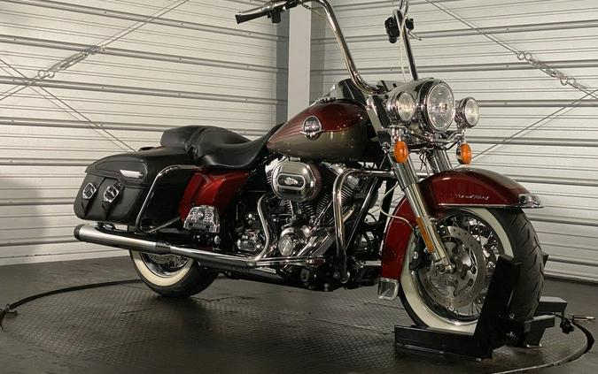 2009 Harley-Davidson® FLHRC - Road King® Classic