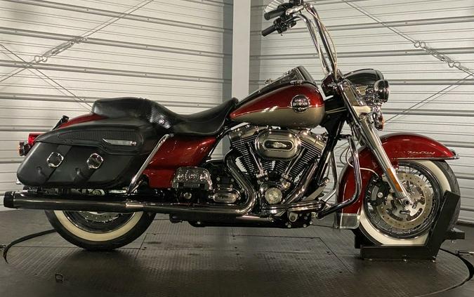 2009 Harley-Davidson® FLHRC - Road King® Classic