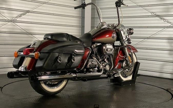 2009 Harley-Davidson® FLHRC - Road King® Classic