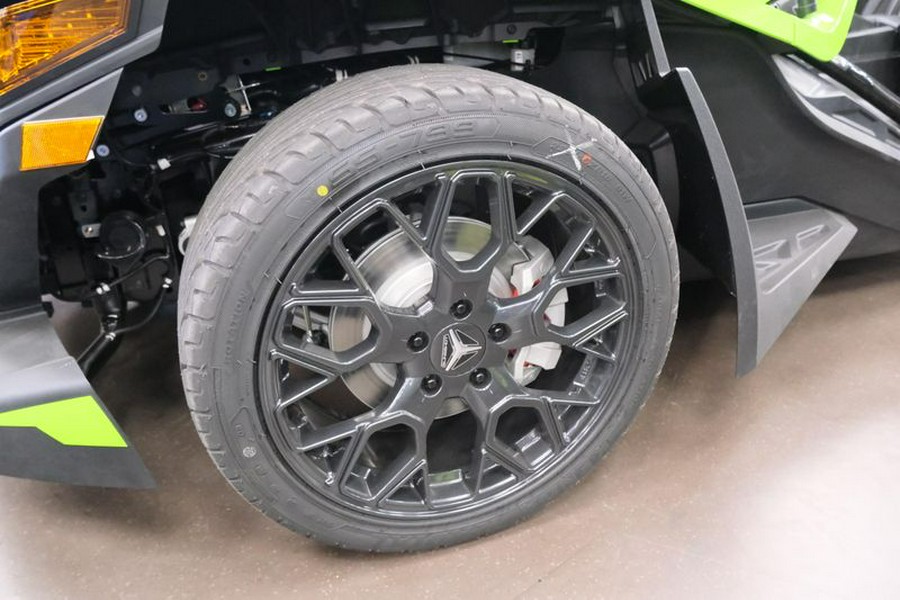 New 2025 POLARIS SLINGSHOT SL MANUAL