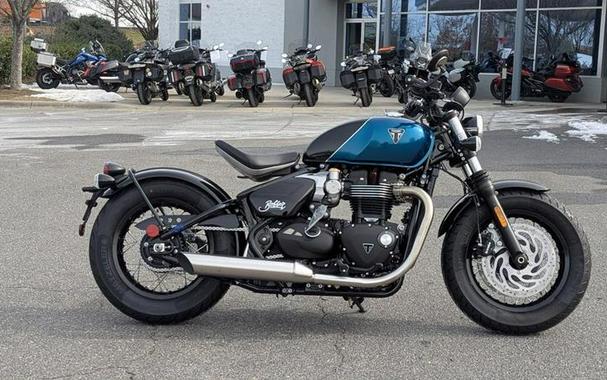 2026 Triumph Bonneville Bobber Interstellar Blue