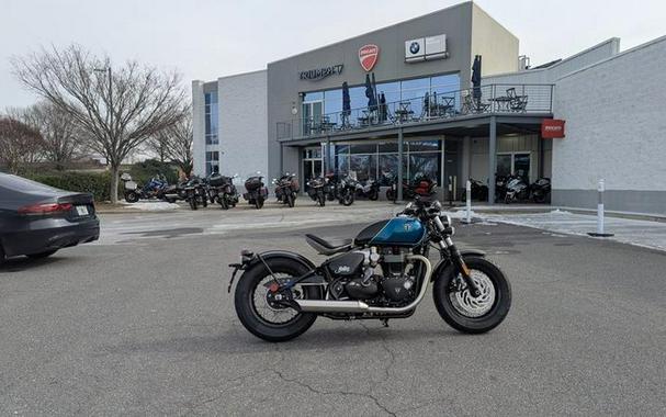2026 Triumph Bonneville Bobber Interstellar Blue