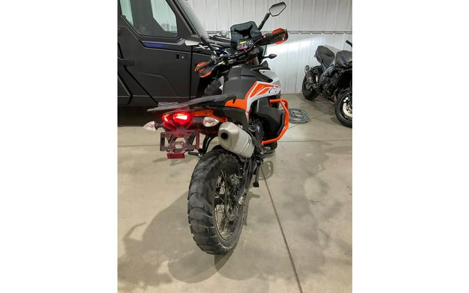 2020 KTM Adventure 790 R