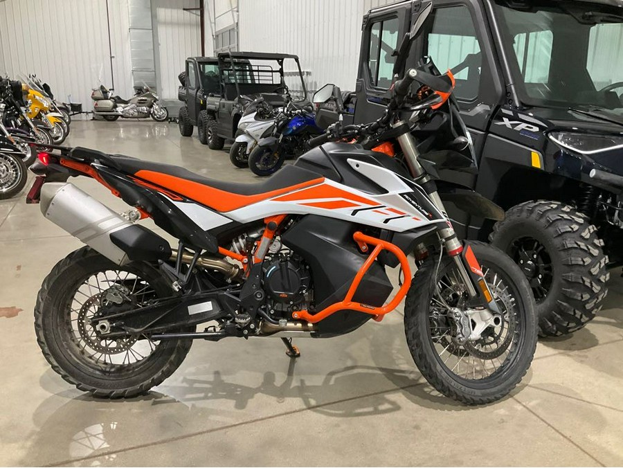 2020 KTM Adventure 790 R