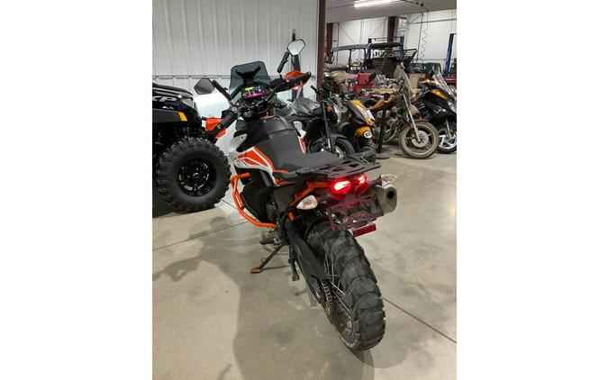 2020 KTM Adventure 790 R