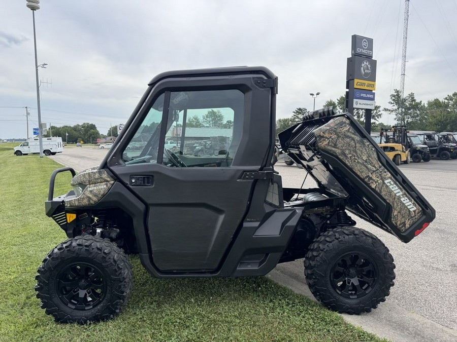 2019 Can-Am® Defender XT™ CAB HD10 Mossy Oak Break-Up Country Camo