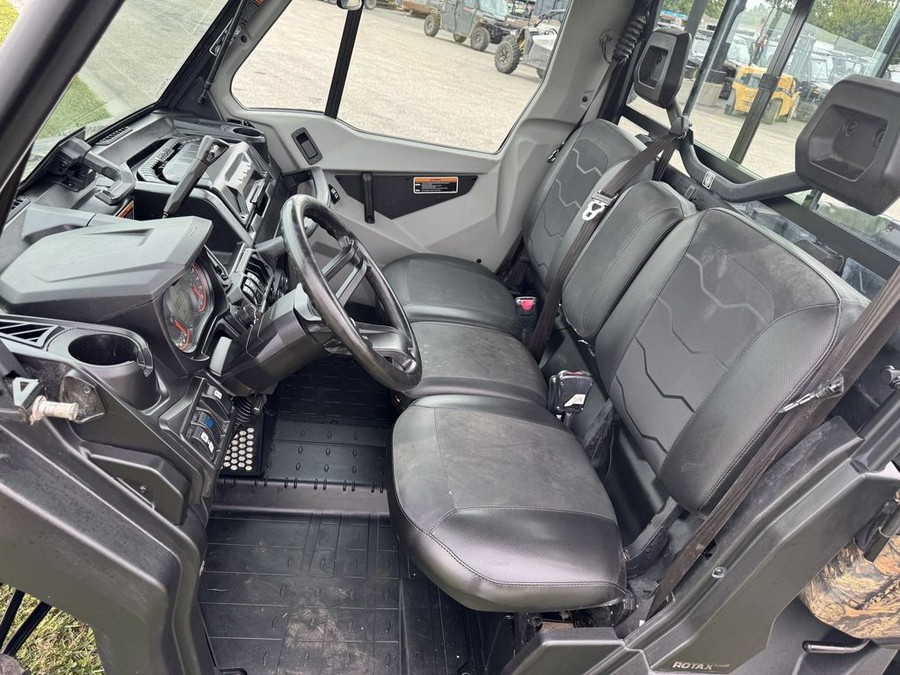 2019 Can-Am® Defender XT™ CAB HD10 Mossy Oak Break-Up Country Camo