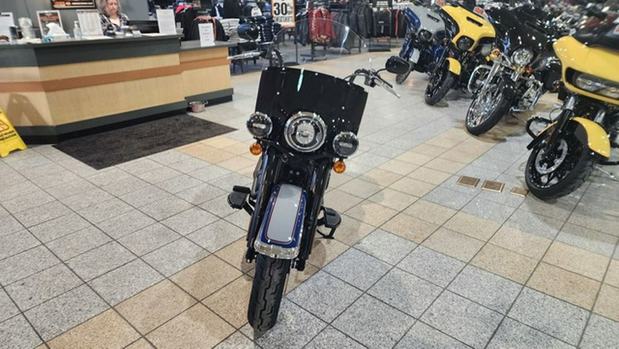 2023 Harley-Davidson FLHCS - Heritage Classic